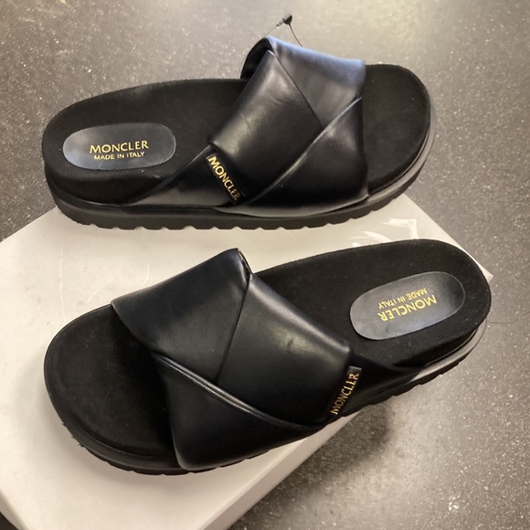 Moncler black slides slippers size 35 size 5 - Picture 2 of 6